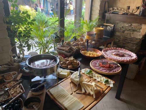 Hostal Pensiunea Lucia