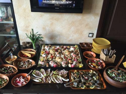 Hostal Pensiunea Lucia