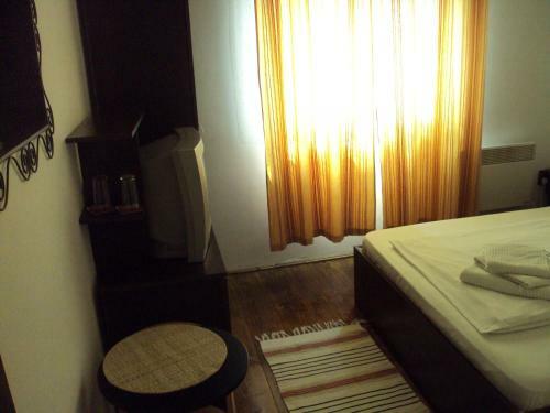 Hostal Pensiunea Trei Ponei