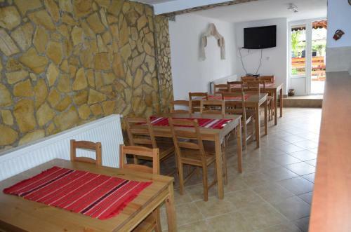 Hostal Pensiunea Colt De Munte