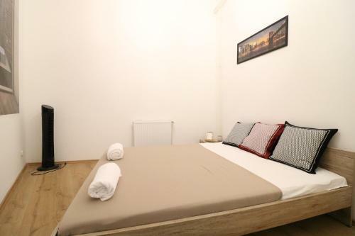 Real Apartments Wessel�nyi