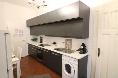 Real Apartments Wessel�nyi