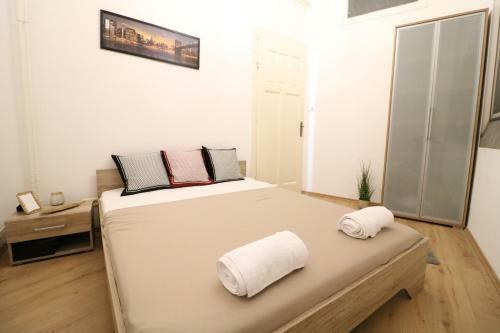 Real Apartments Wessel�nyi