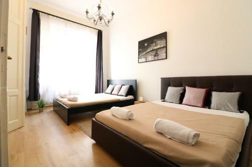 Real Apartments Wessel�nyi