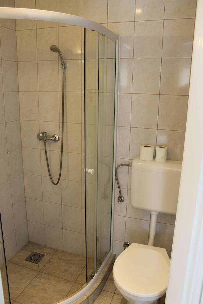 Hostal Omega Guesthouse Budapest