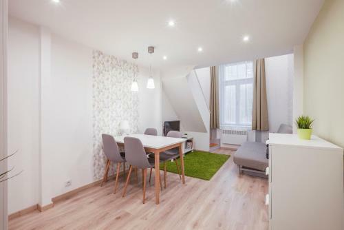 Apartment Palace Quarter Br�dy