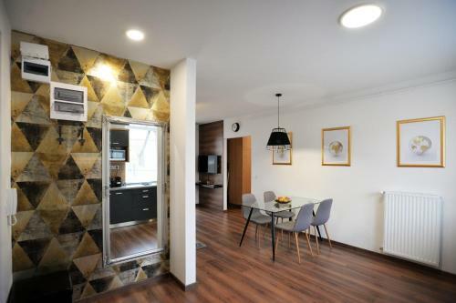 Apartamento One Luxury Suites Eger