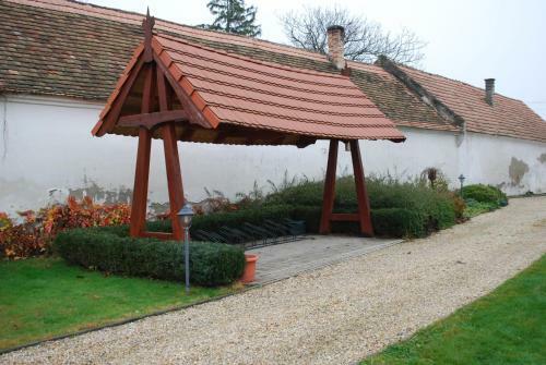 Agroturismo Roz�lia Vend�gh�z