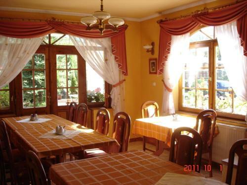 Hostal Aranyb�nya Panzi� �s Apartmanh�z