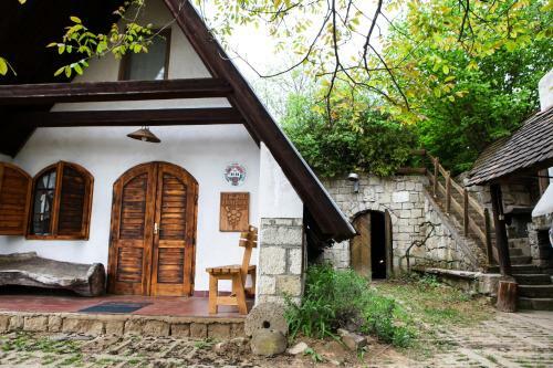 Hostal Myrtus Pince �s Vend�gh�z