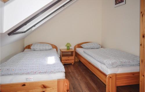 Three-bedroom Holiday Home In Szolad
