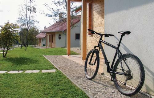 Two-bedroom Holiday Home In Szolad