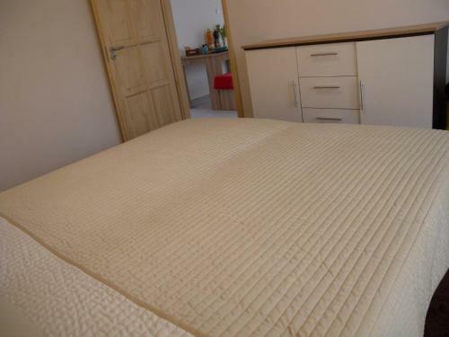 Apartment In Szantod/balaton 34169
