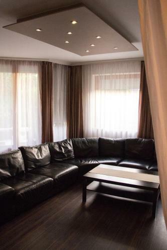 Medenc�s Villa A Velencei T�n�l
