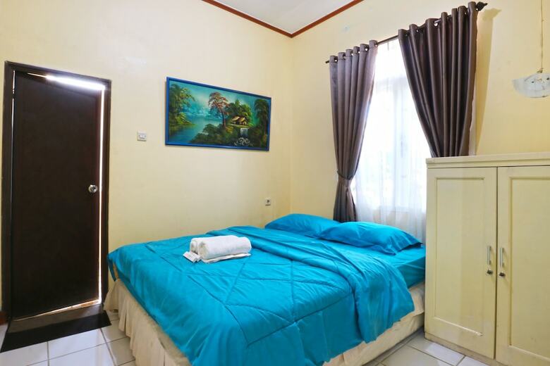 Aries Biru Hotel & Villa