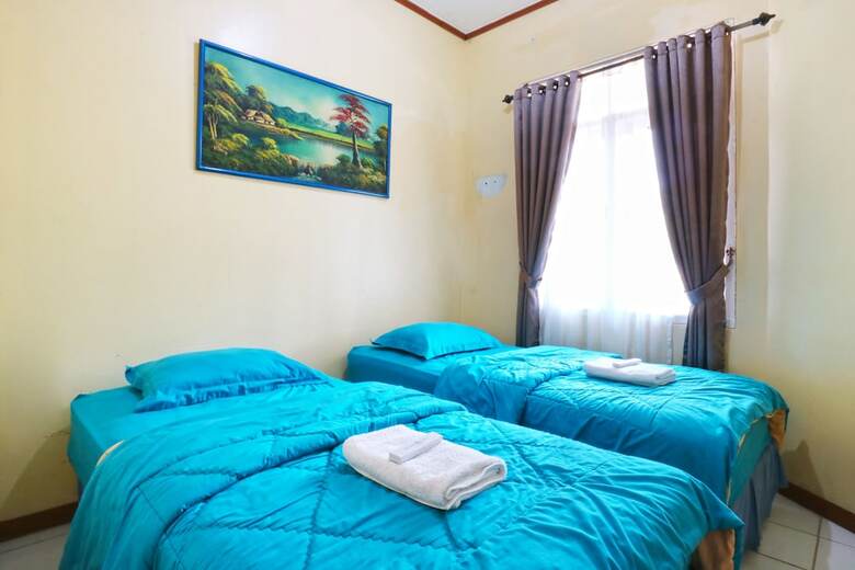 Aries Biru Hotel & Villa