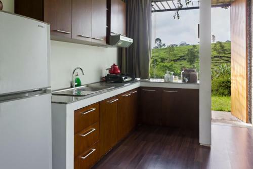 Hotel Tea Garden Resort