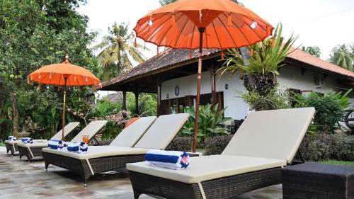 The Mahalani - All-inclusive Oceanfront Villa