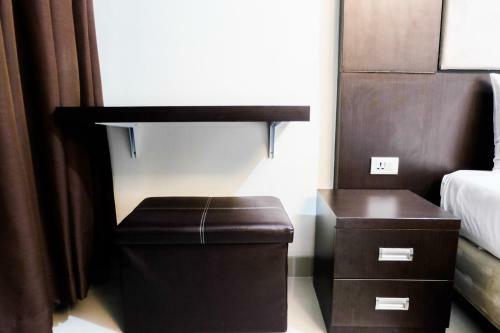 Homey Studio The Oasis Cikarang Apartment By Travelio