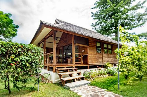 Villa Kokomo Resort Gili Gede