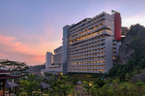 Le Eminence Puncak Hotel Convention & Resort