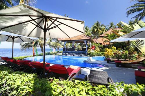 Hotel Teluk Karang Dive & Spa Resort