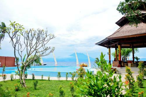 Caspla Beach Hotel Resto And Bar