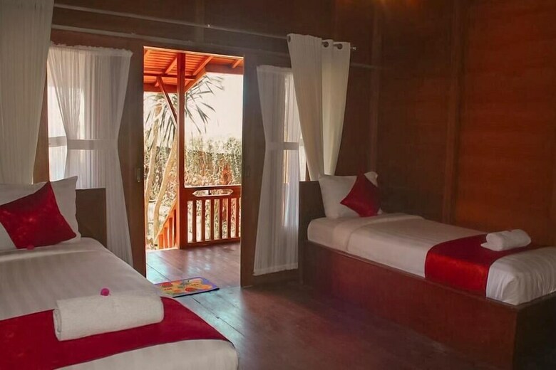 Hostal Swan Beach Inn