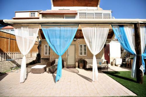 Hostal Family House