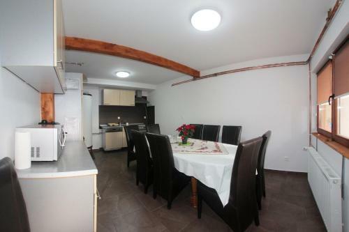 Hostal Pensiunea Elisabeta
