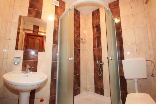 Hostal Pensiunea Elisabeta