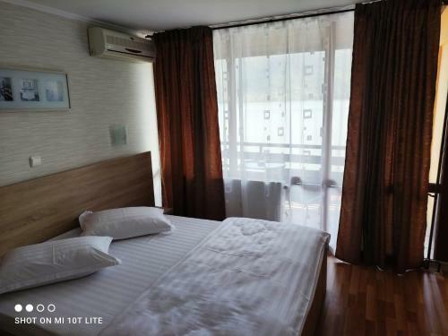 Hostal Pension La Ponton