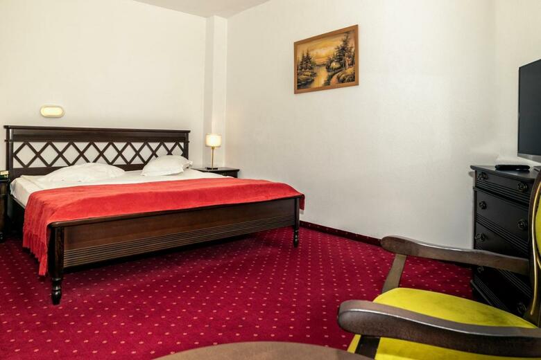 Hotel Cornul Vanatorului