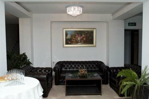 Hotel Blue Night
