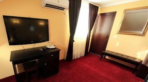 Hostal La Storia Guest House