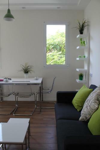 Apartamento Charming & Bright Clean With Balcony