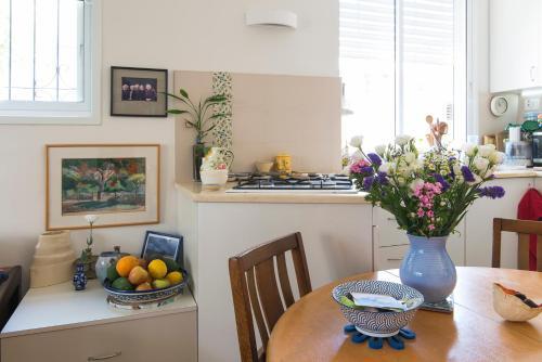 Ziv Apartments - Kyriat Sefer 19