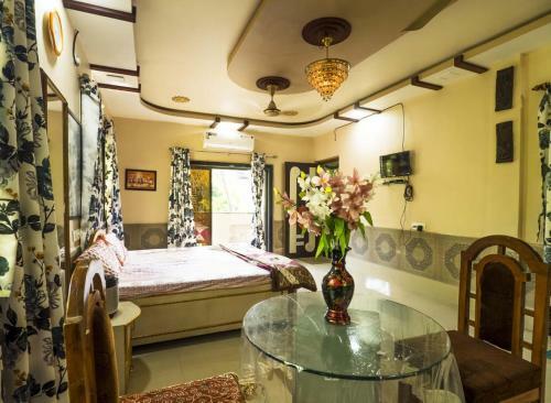 Hostal Raghushilp Guest House