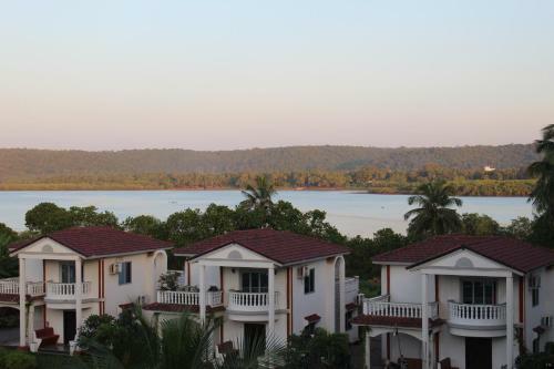 Apartamento 2br Riverview Holiday Home W/ Pool In North Goa - 1