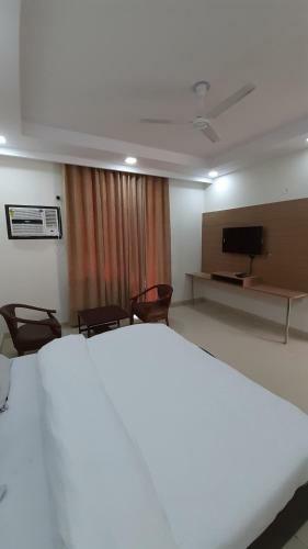 Hotel Club Platinum Resort