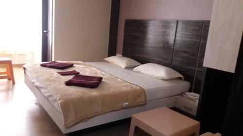 Hotel Navaratna Palace