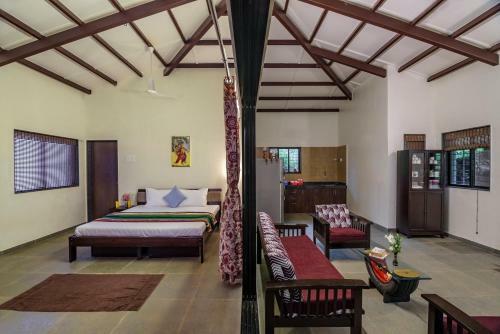 Villa Saffronstays Girijyot