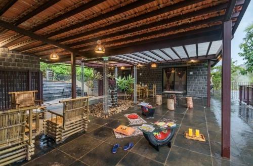 Villa Saffronstays Girijyot