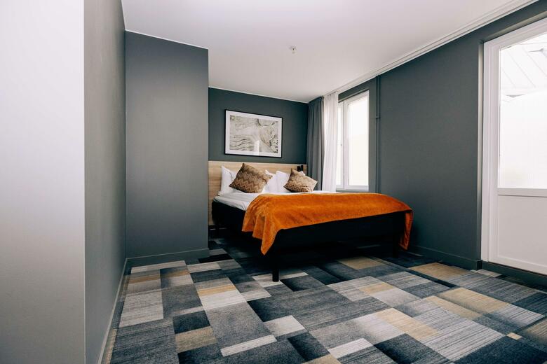 First Hotel Ja
