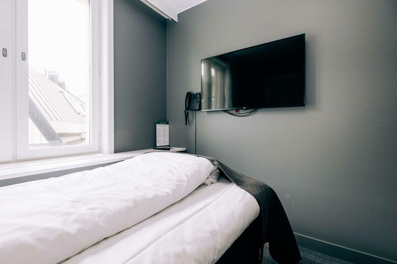 First Hotel Ja