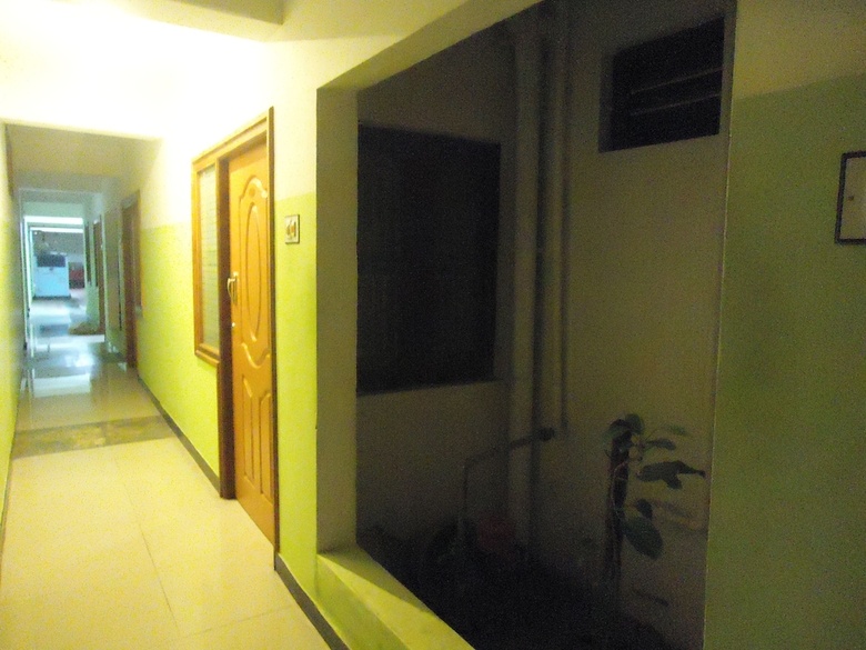 Lodge Arudhra Residency