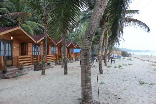 Hotel Coastal Galaxy Wooden Homes Devbag