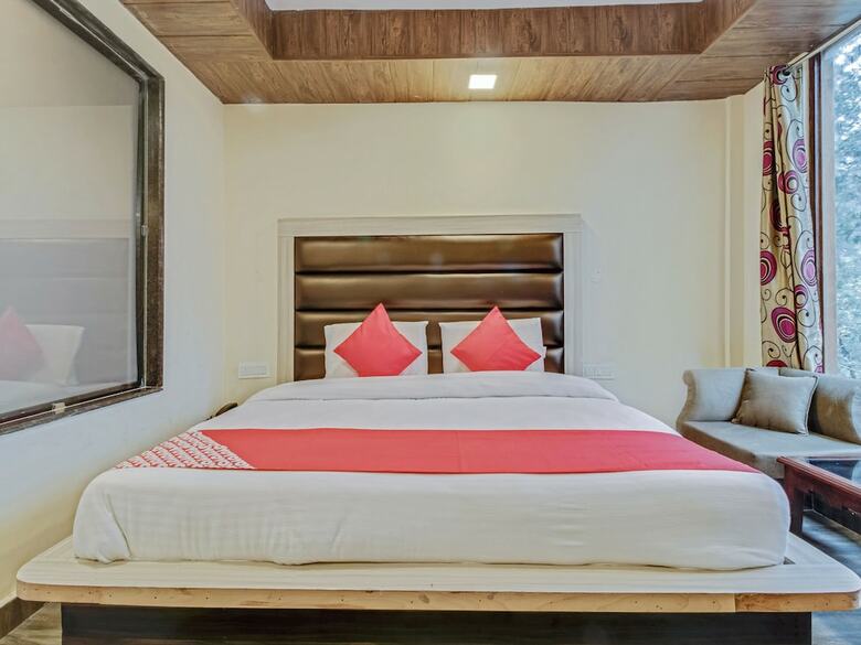 Oyo 23363 Hotel Highland