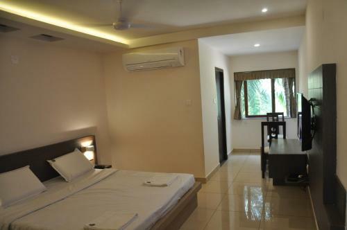 Hotel Shivaprasad Grand