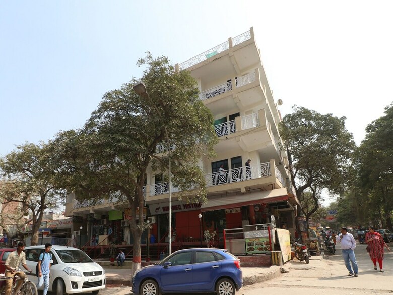 Hotel Oyo 12230 Rockwood Inn